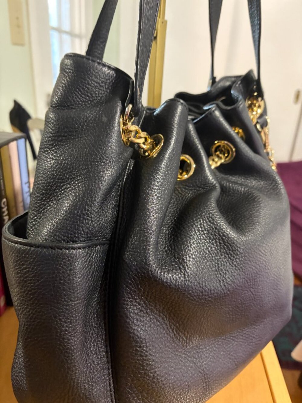 MICHAEL KORS BLACK LEATHER HOBO BAG - EUC - Picture 3 of 6
